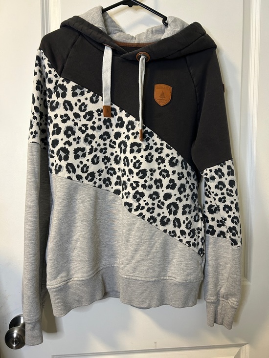 Wanakome Sweaters - 16. Wanakome Diagonal Panel Hooded Sweatshirt in Black, Gray, Cream Leopard